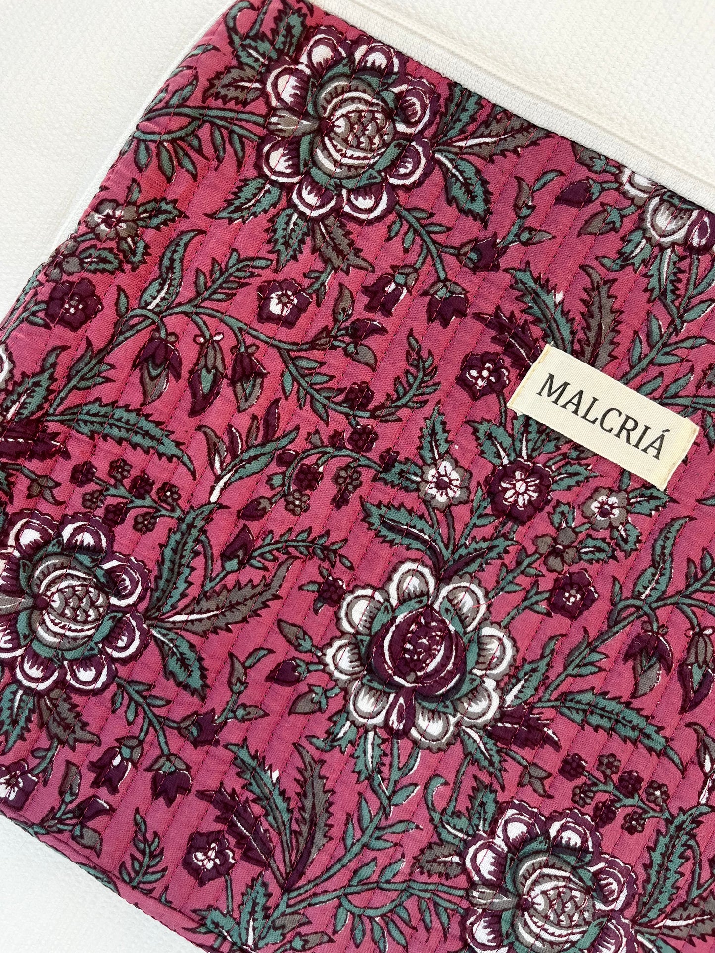 FUNDA PORTATIL (14") Rosaura Rosa